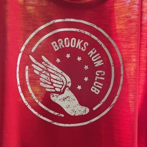 Brooks Run Club Distance Tank